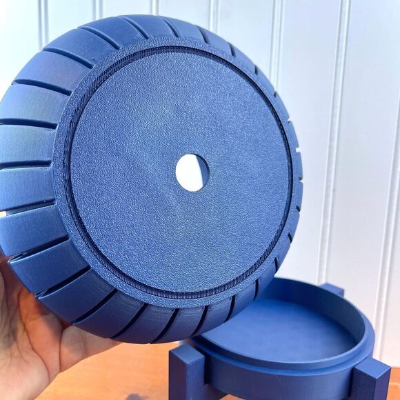 Ivane Indoor Planter Pot w/ Drainage Hole and Drip Tray, Houseplants - Picture 6 of 10